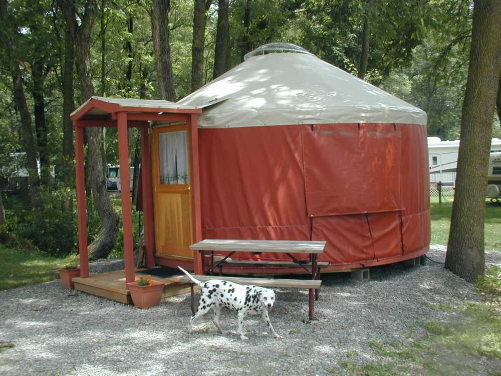 Apple Creek Campground, De Pere, Wisconsin - Photo 2