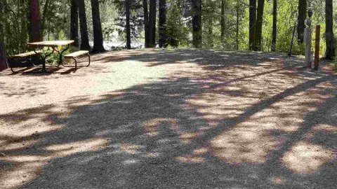 50/30 AMP FHU Back-In RV Site — image 1 of 2