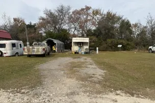 EJ's Hideaway – photo 4