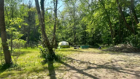 Shady Creekbed Sites tents (off grid) — image 2 of 18