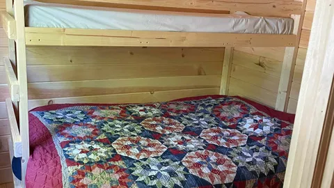 Lazy Bear Cottage — image 2 of 11