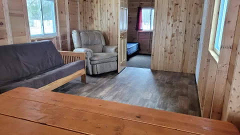 Waterview Cabins — image 2 of 9