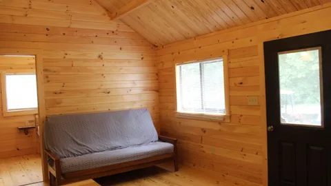 Lazy Bear Cottage — image 2 of 11