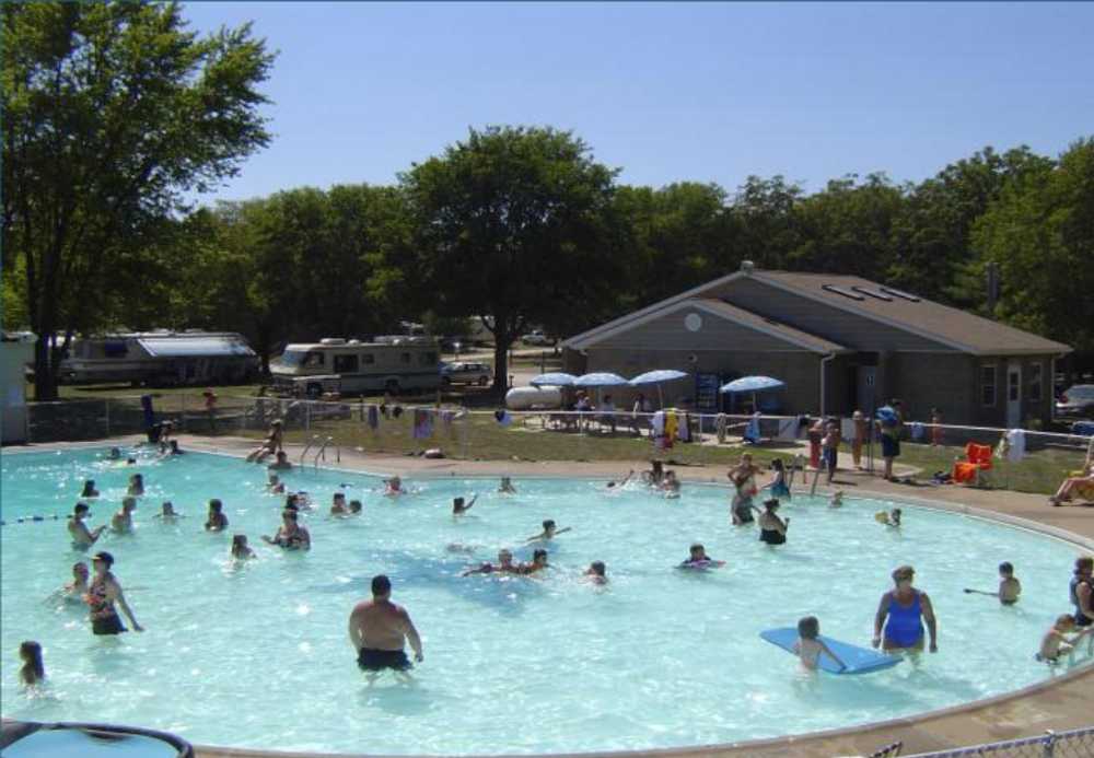 Evening Star Camping Resort, Topeka, Illinois - Photo 4