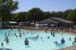 Evening Star Camping Resort – photo 4