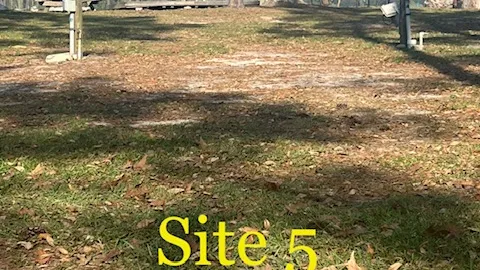 50 Amp Deluxe RV Site — image 7 of 7