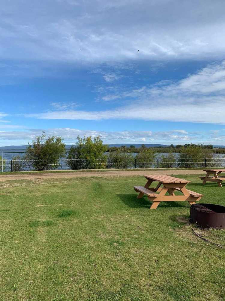 Lakeview Campground & Marina, Slave Lake, Alberta - Photo 3