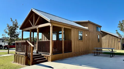 LOFT COTTAGE-with bunks — image 2 of 6