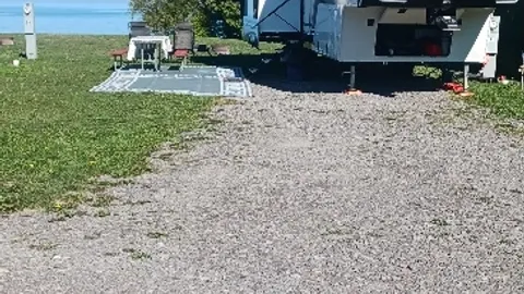 30/50 AMP Deluxe Water View Site — image 5 of 5