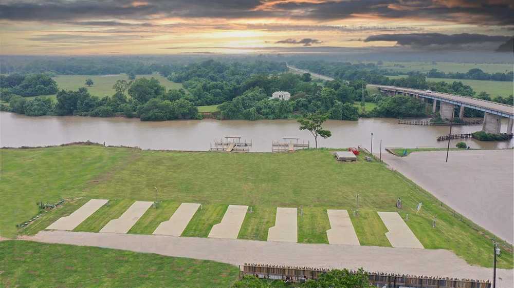 Henry's Hideout Riverfront RV Community, Brazoria, Texas - Photo 2