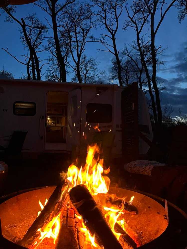 Handhills High-Country Hideaway - Delia, Alberta - Photo 5