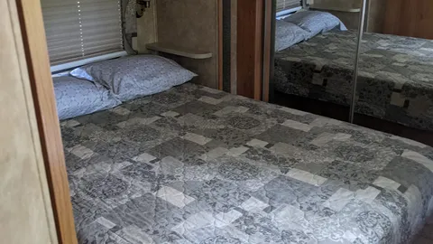 Rental — image 2 of 4