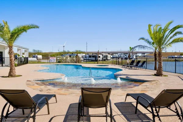 Community RV Resorts Corpus Christi – photo 1