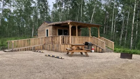 Rustic Cabin (unserviced) — image 1 of 4