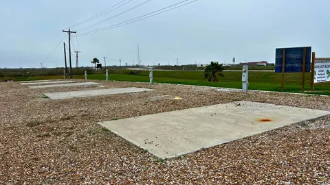 30/50 amp Deluxe Gravel RV Pad — image 1 of 7