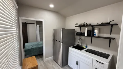 2 bed/2 bath Cabin — image 1 of 22