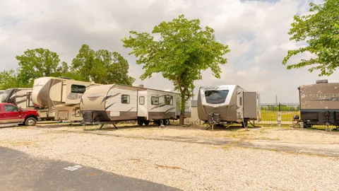 Cozy Full Hookup RV Site — image 2 of 2