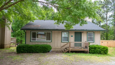 2 Bedroom 1 Bath Cabin — image 1 of 1