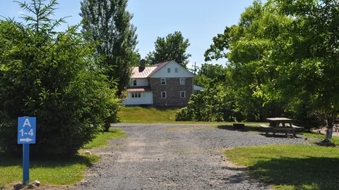 East Pull-Through Full Hook-Up Site — image 1 of 5