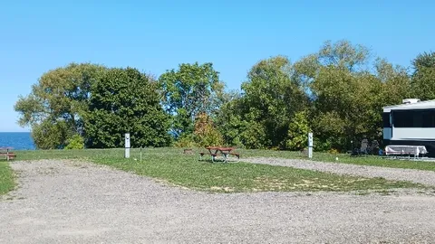 30/50 AMP Deluxe Water View Site — image 1 of 5