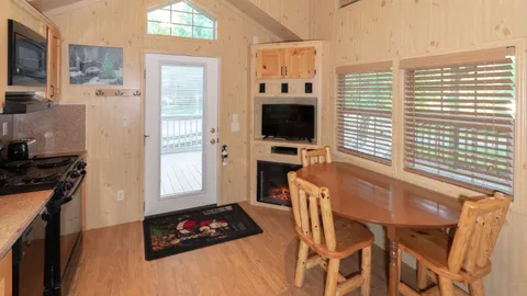 Christmas Cabin — image 2 of 10