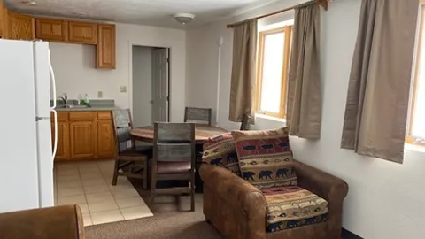 Massey Family Cabin — image 2 of 6