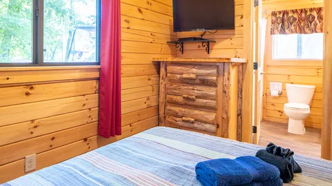 3-Room Super Deluxe Cabin — image 2 of 12