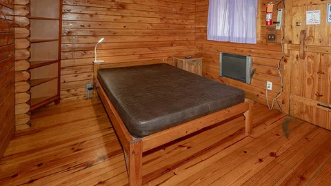 Cabin Rental ( F G) — image 2 of 6