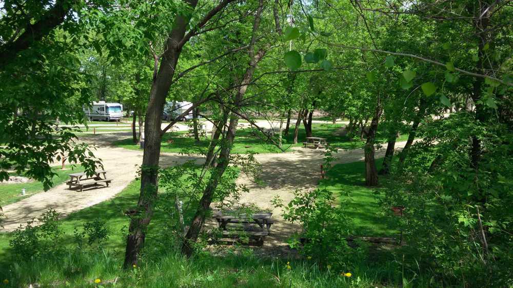 Blue Inn Campground, Monticello, Iowa - Photo 2