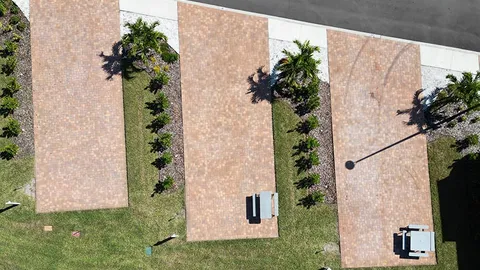 Island 50 — image 2 of 3