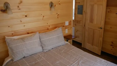 Deluxe Cabin - Cozy Coal — image 2 of 7