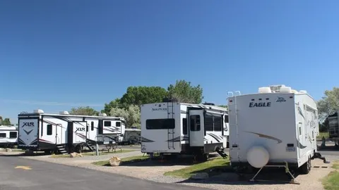 Pull-Through RV Site — image 1 of 4