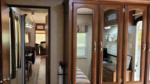 Park Model Rental — image 2 of 7