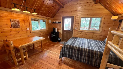 Country Music Cabin — image 2 of 7