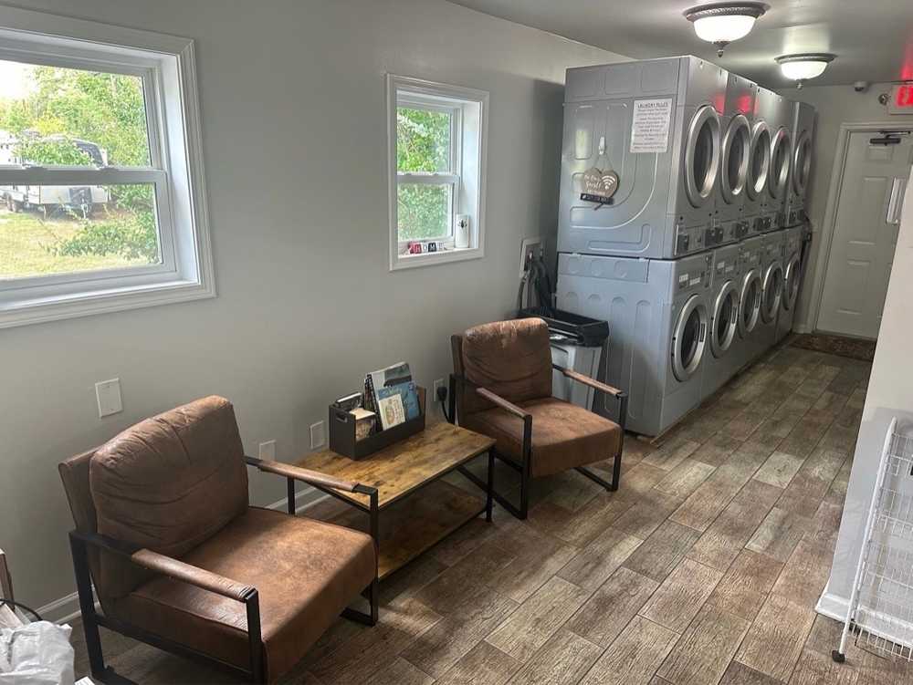 Sweetwater Creek RV Reserve - Photo 5