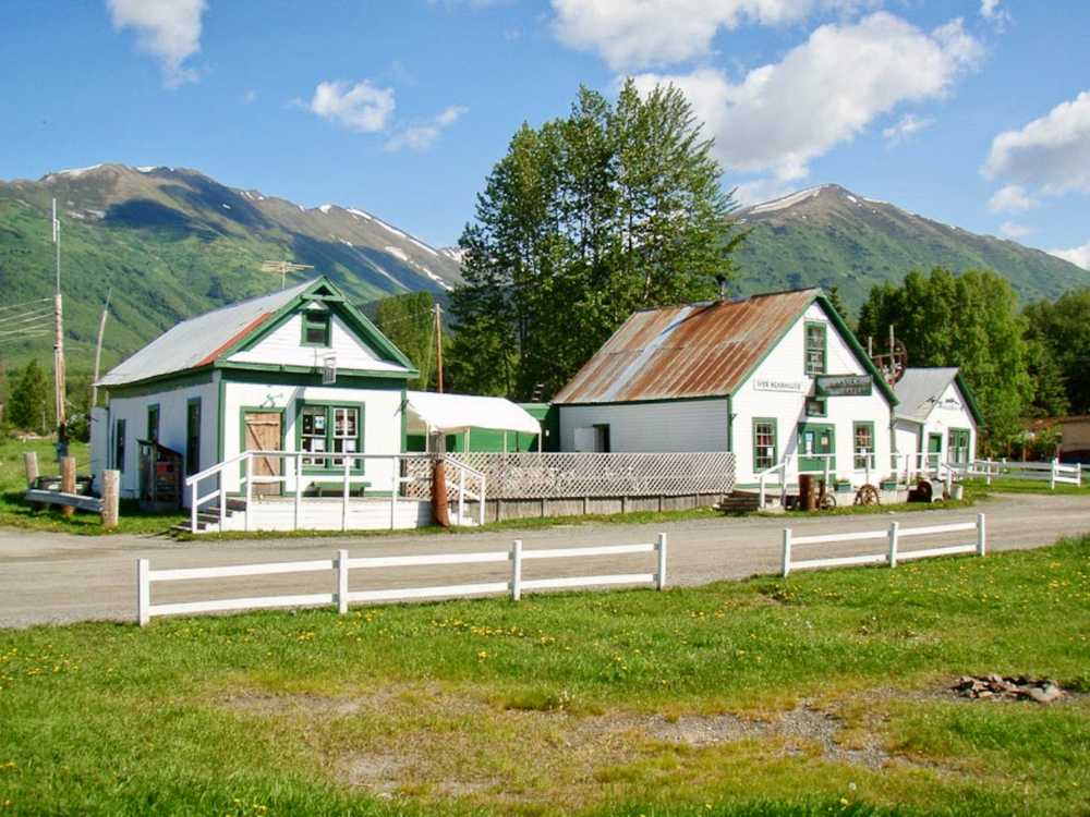 Historic Hope Cafe & Campground, Hope, Alaska - Photo 2