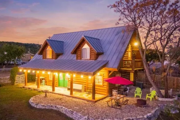 Corner Star Cabin RV – photo 1