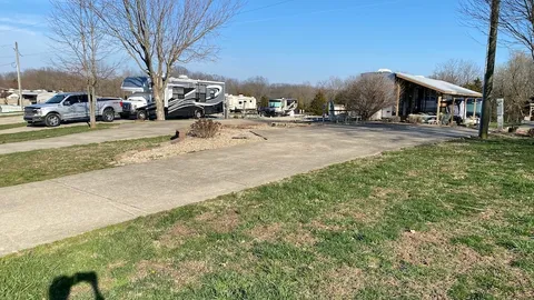 30/50 Amp Pool View RV Site Concrete — image 18 of 18