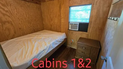 Standard Cabin — image 2 of 9