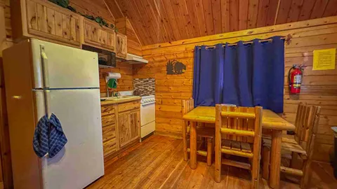 Deluxe Cottage — image 2 of 12