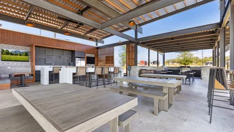 Tiny Home 81 - Hey Good Lucken — image 2 of 32
