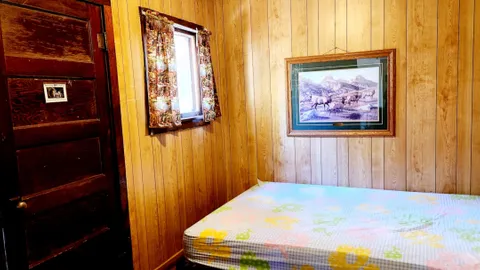 Cabin 1 (Sleeps 4) — image 12 of 12
