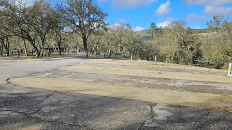 Oak Knoll - Full Hook Ups - NO TENTS — image 2 of 3