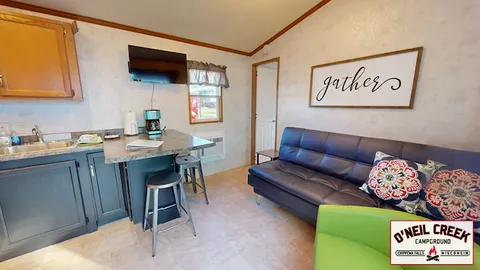 The Croaker Cove Bungalow — image 2 of 7