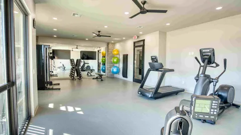 1 Bedroom Vacation Rental — image 7 of 7