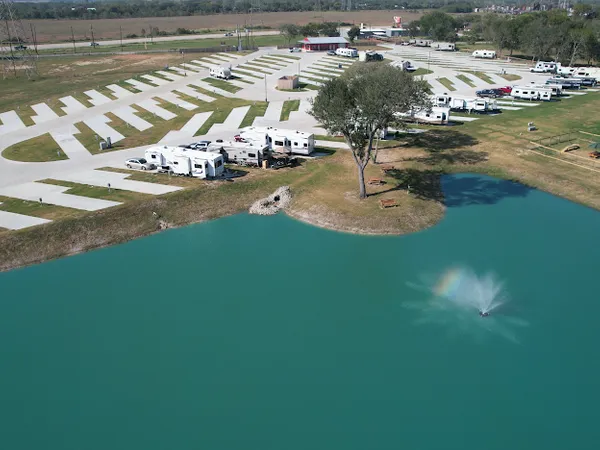 Howdy Y'all RV Resort campground
