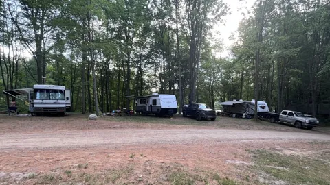 30 AMP Premium Lake RV Site — image 1 of 6