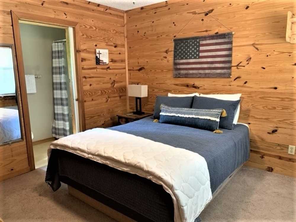 Cabin A - Americana