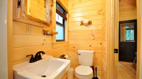 2 Bedroom Deluxe Cabin- Premium — image 2 of 9