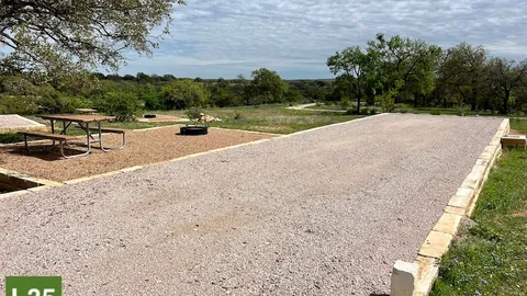 Lone Star Loop - Back-in RV Sites — image 2 of 7